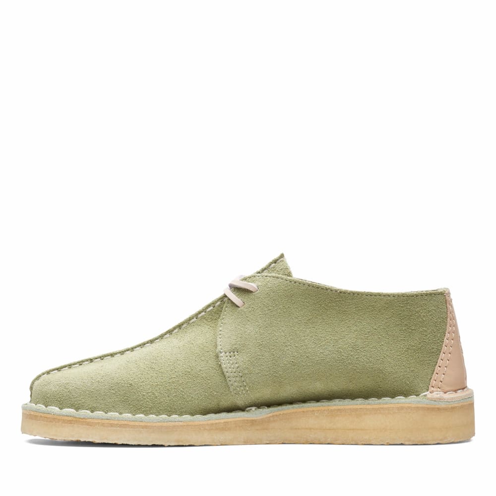 Desert Trek Menโs Green Apple Suede by Clarks