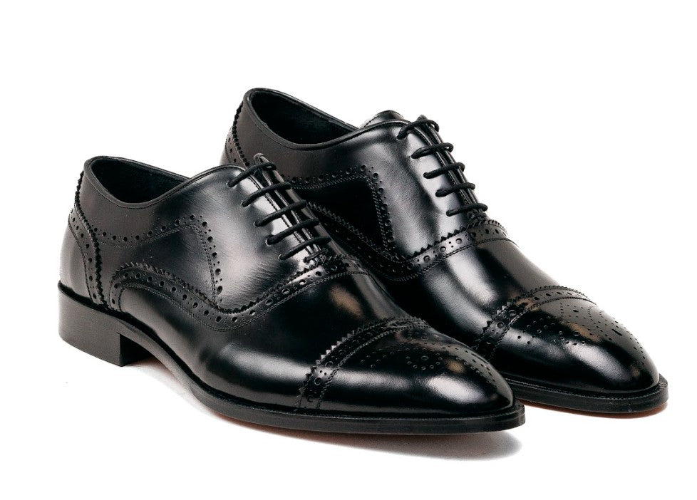 C&E Fashions C Collection Calfskin Oxford - Black – product view 2