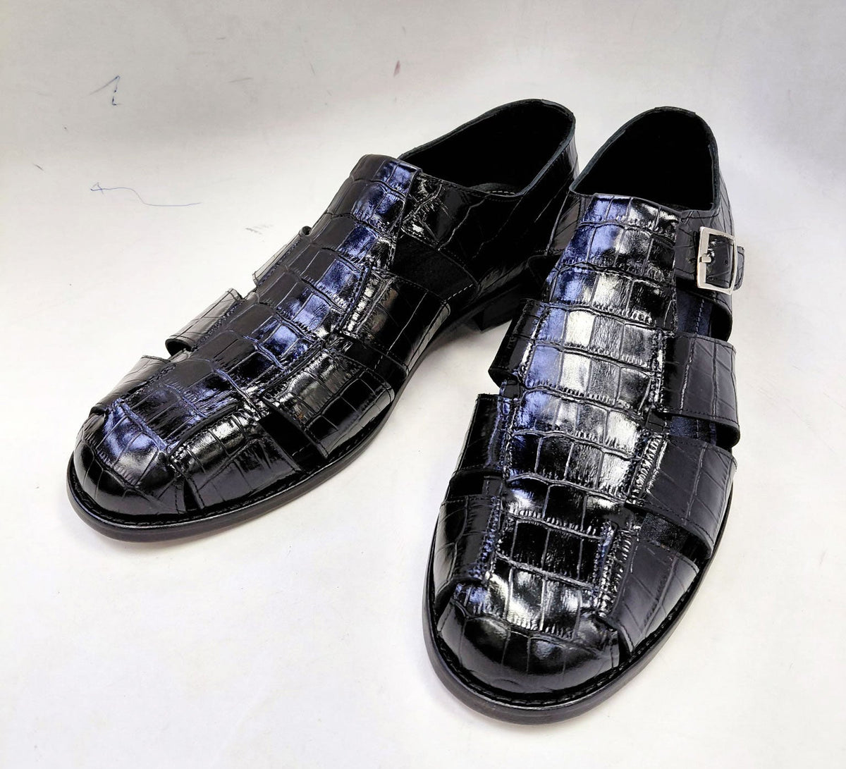 C&E Fashions C Collection Crocodile Sandal - Black – product view 2