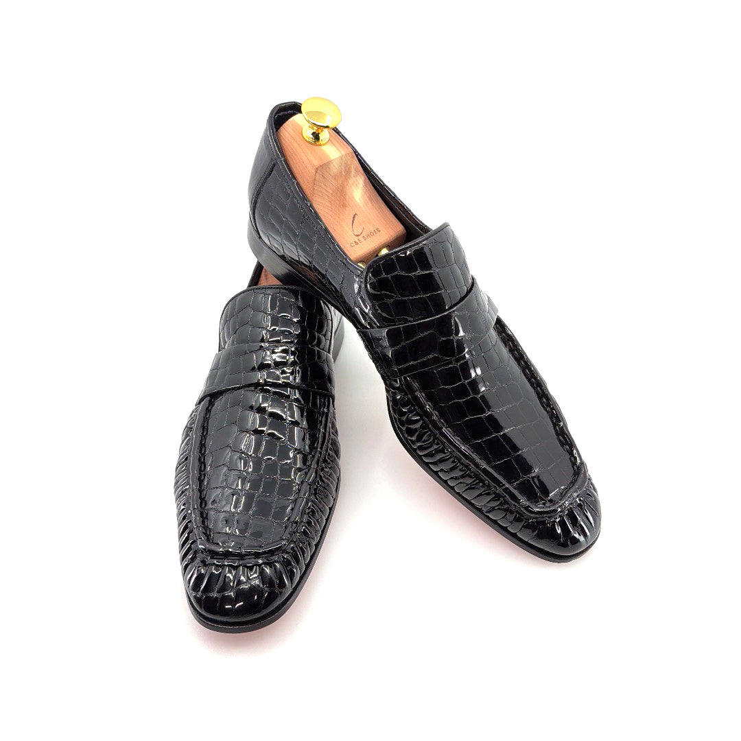 C&E Fashions C Collection Crocodile Leather Loafer - Black – product view 4