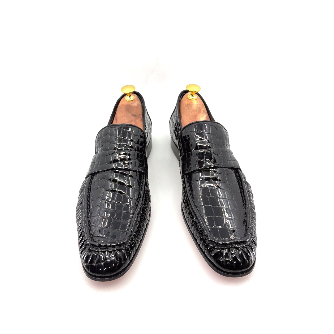 C&E Fashions C Collection Crocodile Leather Loafer - Black – product view 1