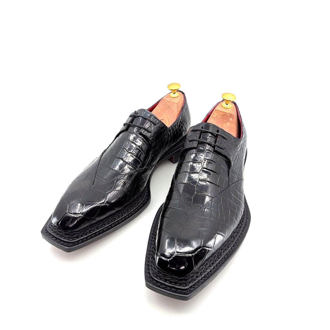 C&E Fashions Maurice Legend Custom Made Alligator Lace-Up Shoe - Black – product view 2