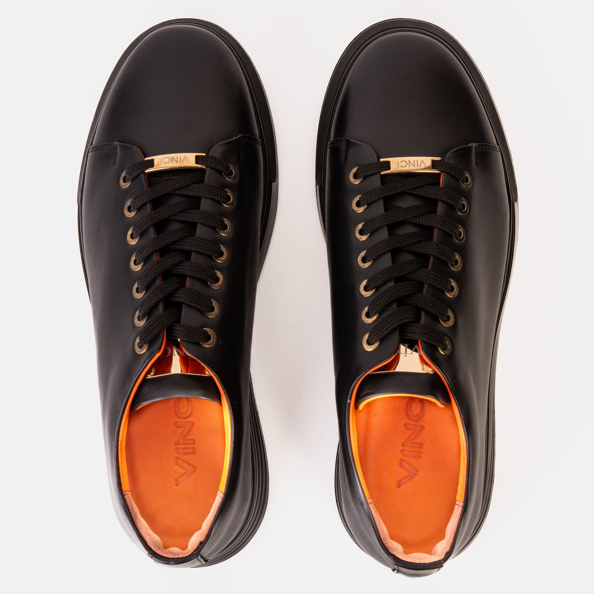 The Peklin Black Leather Men Sneaker
