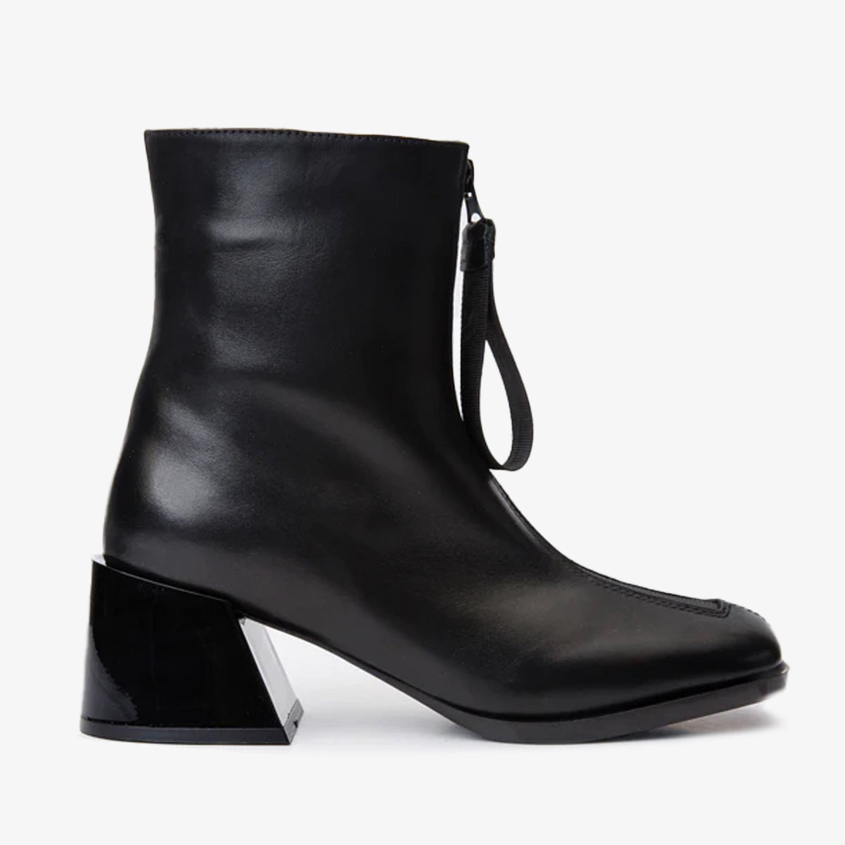Vinci Leather The Tackle Black Leather Block Heel Women Boot – product view 1
