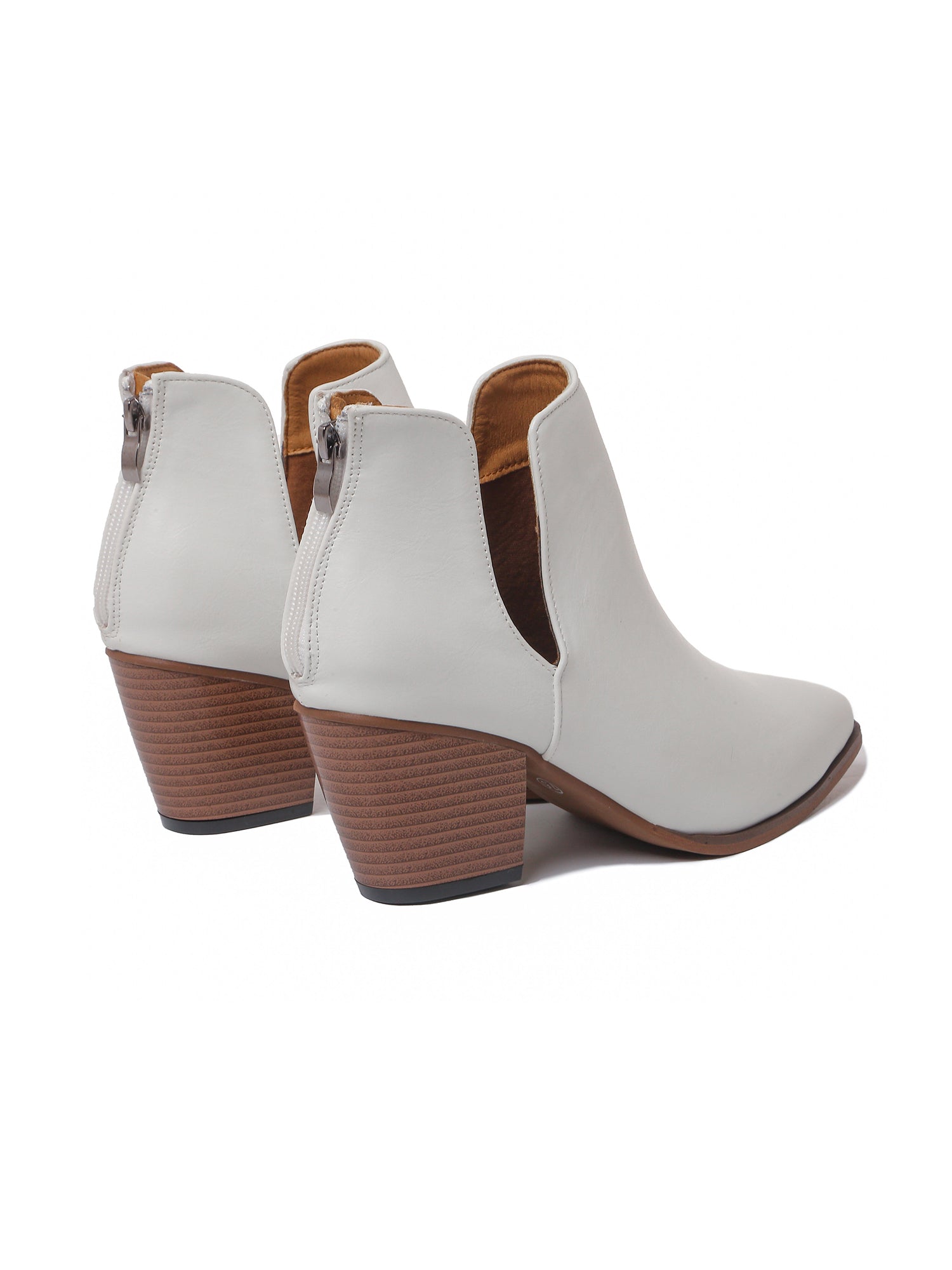 Eira | White