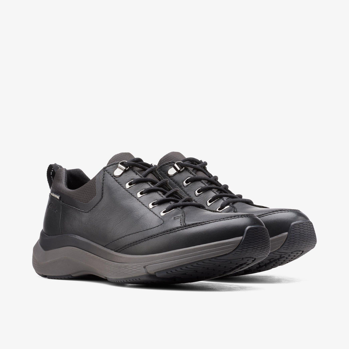 Clarks Wave 2.0 Vibe Men's Black Leather 26155110 — sole view
