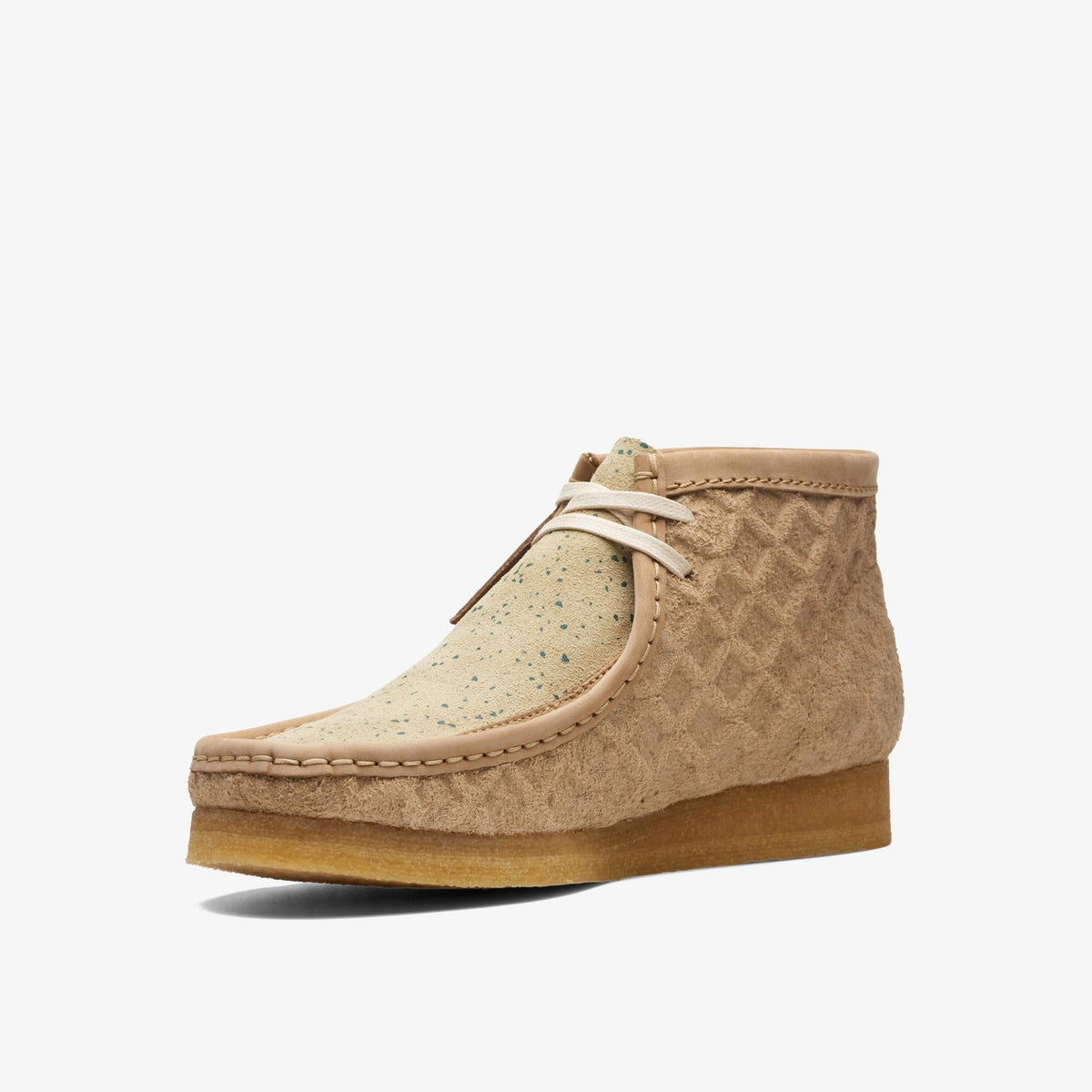 Clarks Originals Wallabee Boot Men's Natural Green Suede 26163444 — sole view