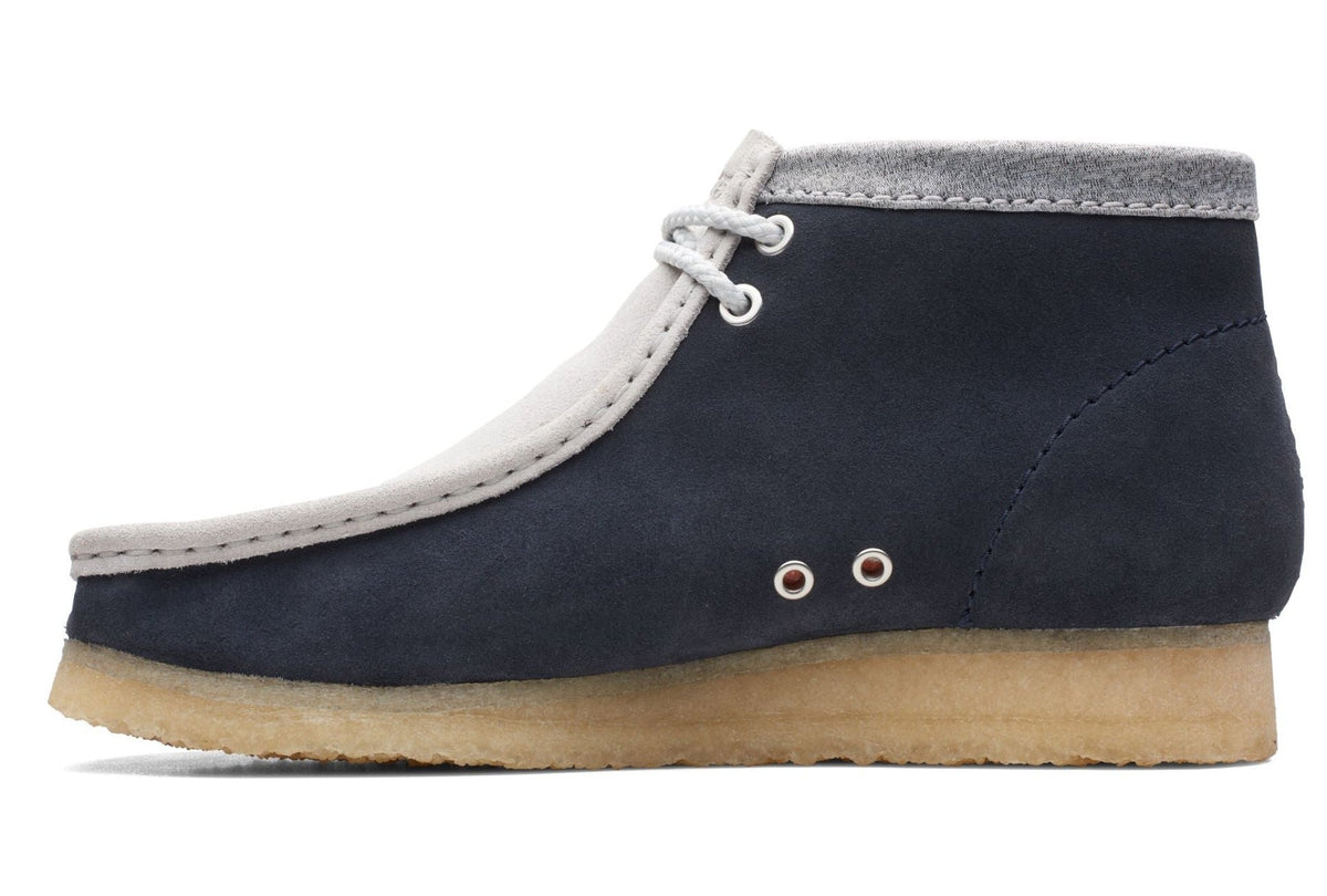 Clarks Originals Wallabee Boot VCY Men's Navy Grey 26165077 — detail view