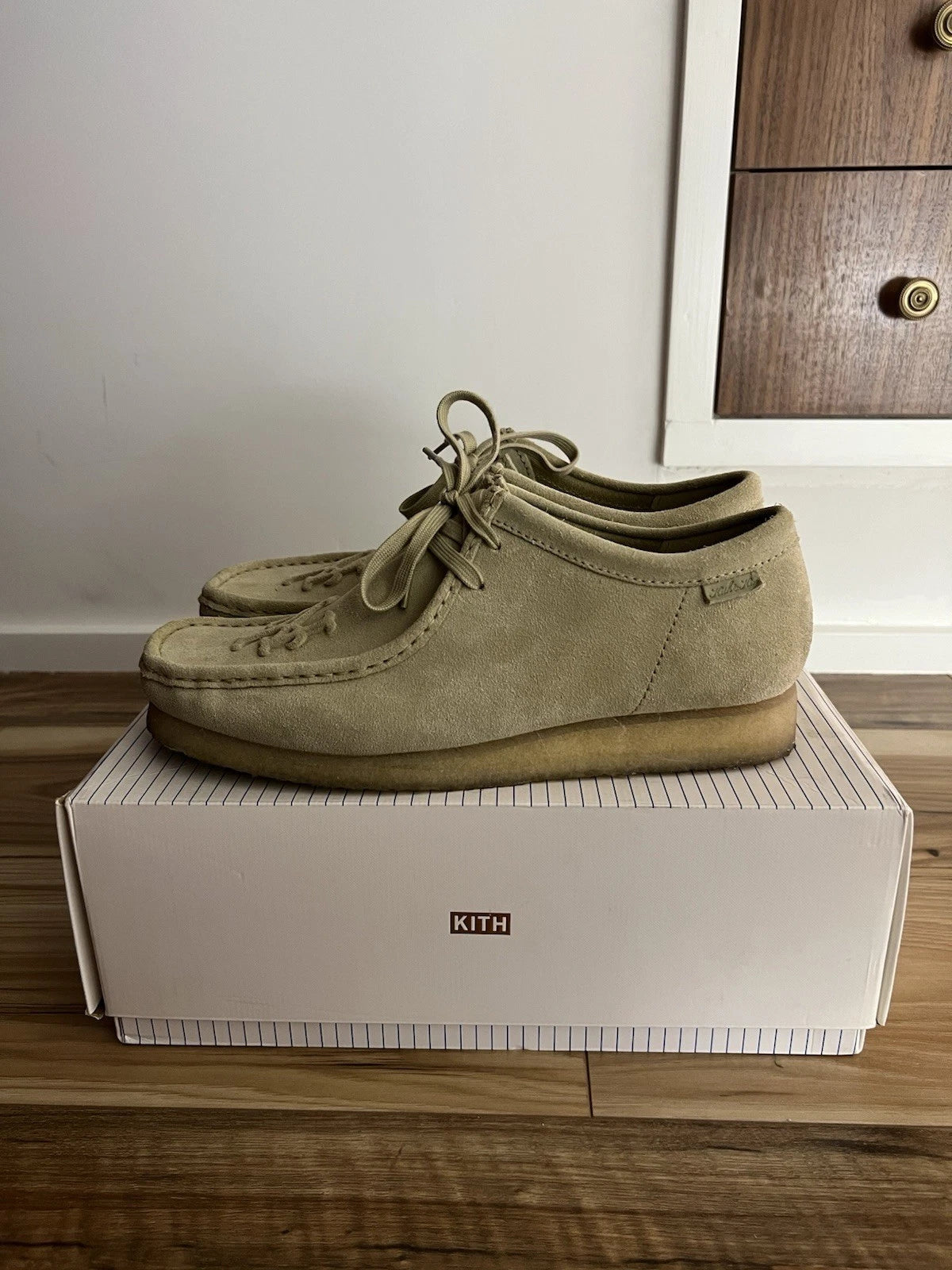Clarks Originals x Kith x New York Mets Wallabee Low – Men's Maple Suede – 26166615