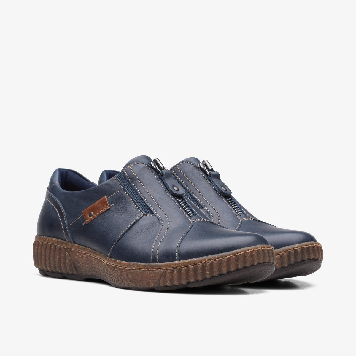 Clarks MAGNOLIA ZIP Women's Navy Leather 26167482 — sole view