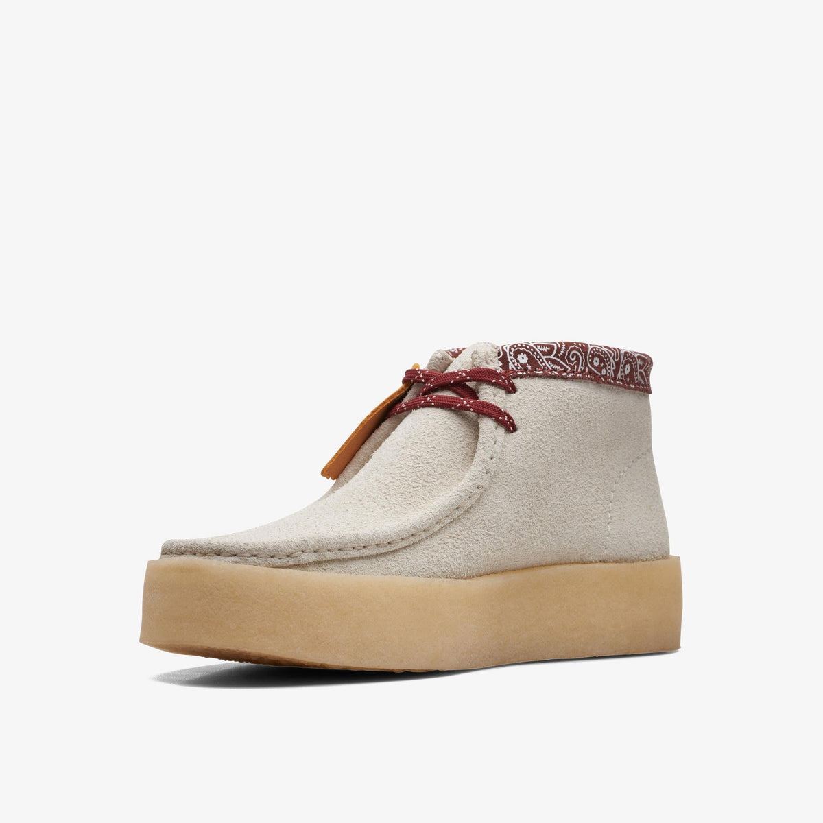 Clarks Originals Wallabee Cup Boot Men's White Interest Suede 26167977 — sole view