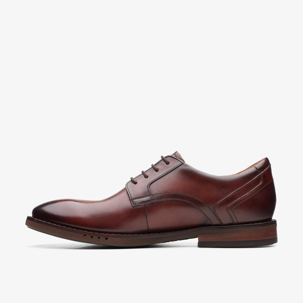 Clarks Un Hugh Lace Men's Brown Leather 26168323 — side view