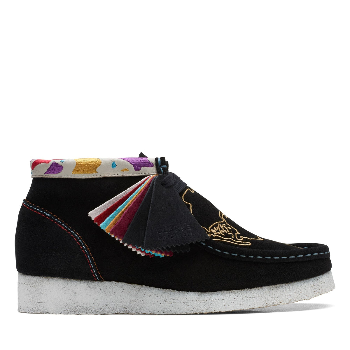 Clarks Originals Wallabee Boot Women's Black Combi Embroidered Suede 26168582