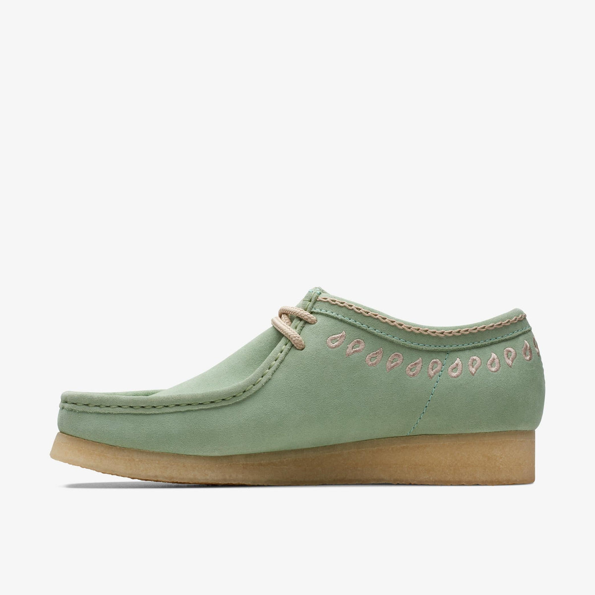 Clarks Originals Wallabee - Green Embroidery Men's Green Embroidery 26172073 — side view