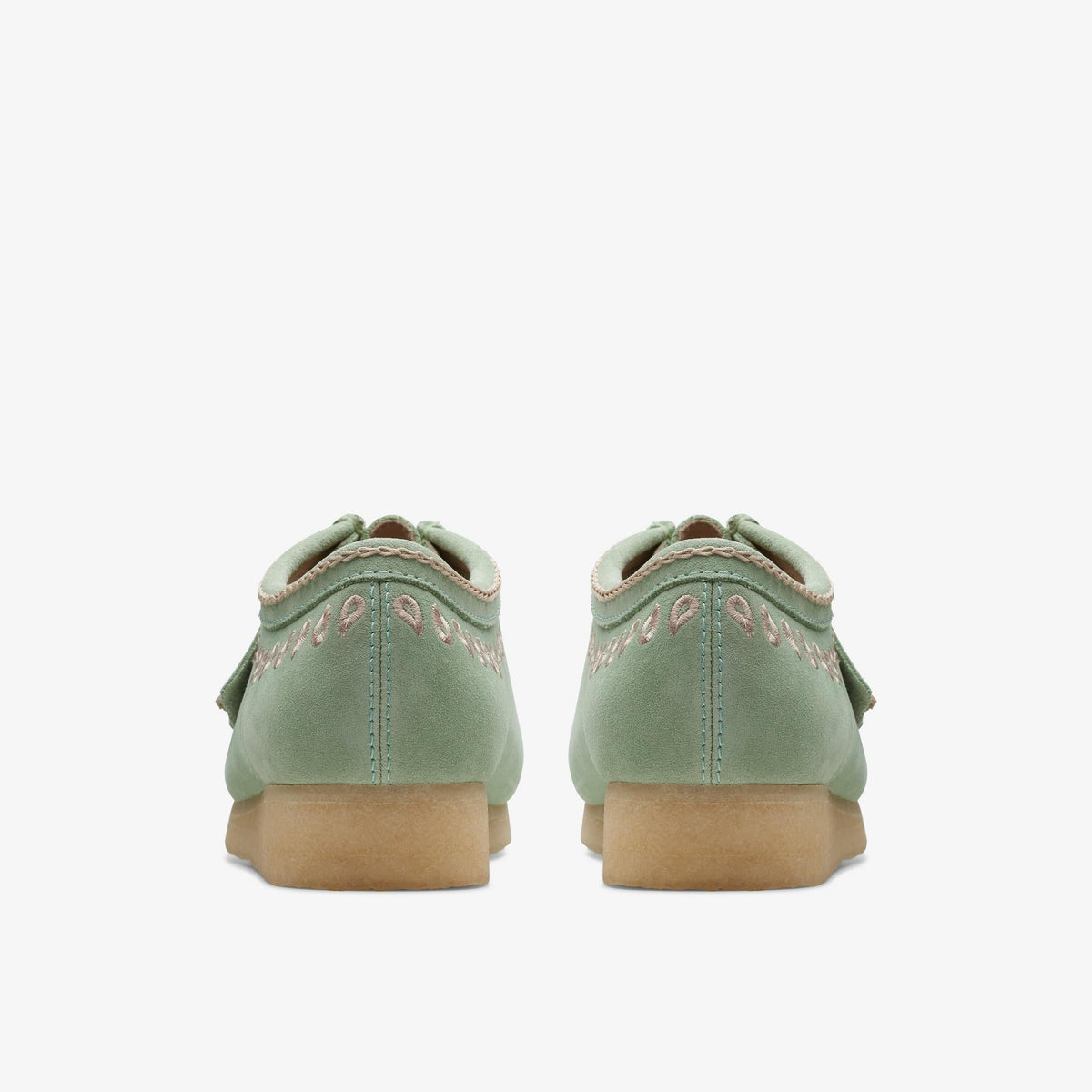 Clarks Originals Wallabee - Green Embroidery Men's Green Embroidery 26172073 — detail view