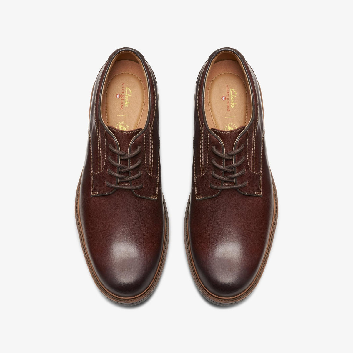 Clarks Un Shire Low Men's Brown Leather 26174653 — top view