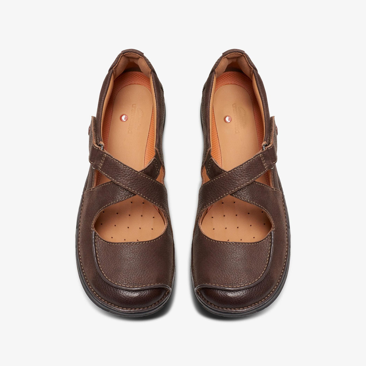 Clarks Un Loop Strap Women's Dark Brown Leather 26174971 — top view