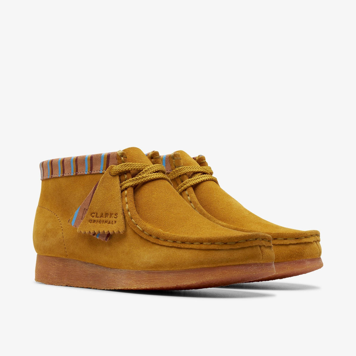 Clarks Originals Wallabee Boot PS Kids' Unisex Mustard Suede 26175093 — sole view