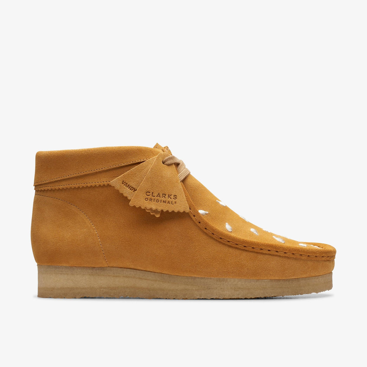 Clarks Originals x VandyThePink Wallabee Boot Men's Tan Embroidery Suede 26175940