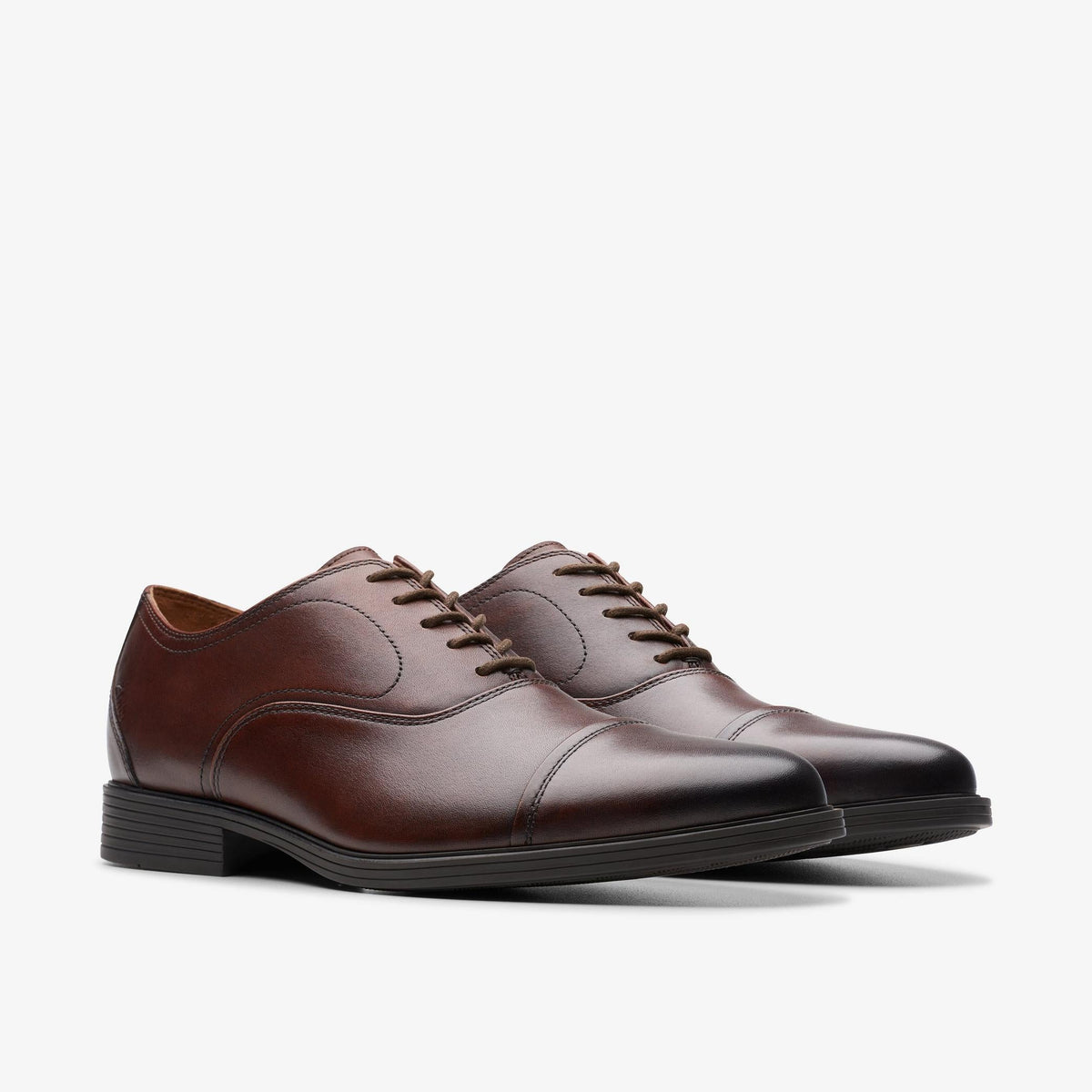 Clarks Whiddon Ox Men's Mahogany Leather 26177809 — sole view