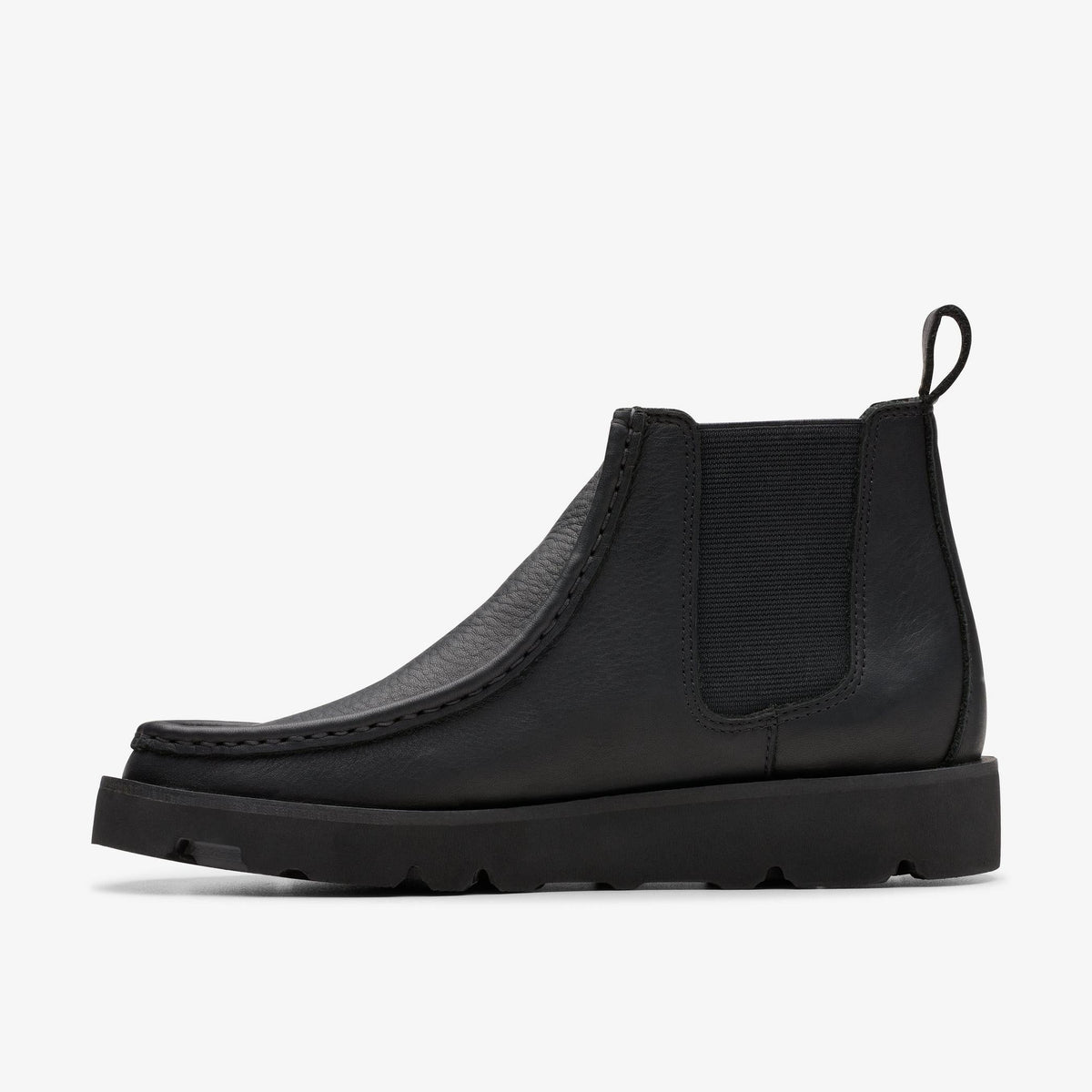 CLEARANCE — Clarks Women's Walla Chelsea Black Leather 26178103