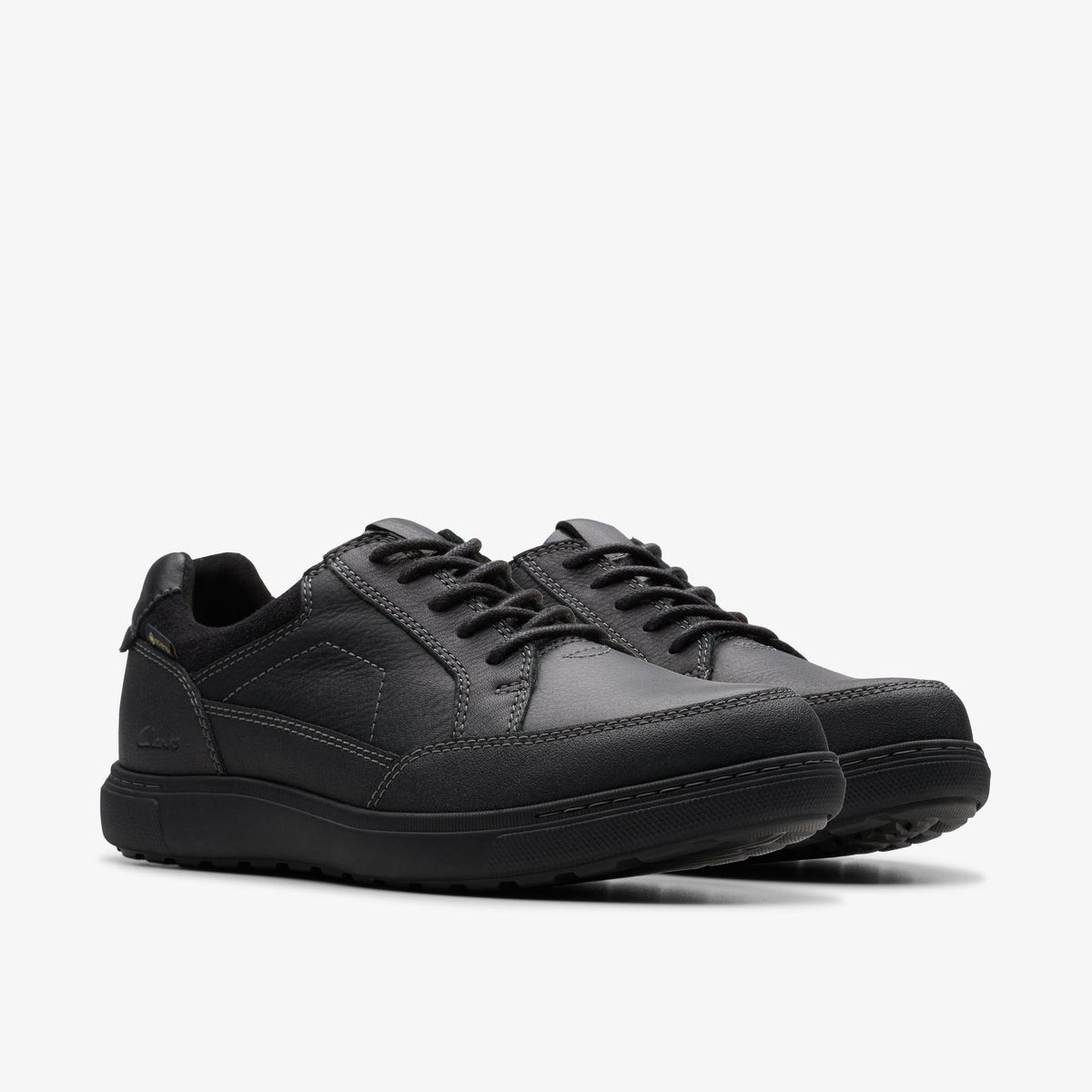 Clarks Mapstone Lo GTX Men's Black Leather 26180265 — sole view