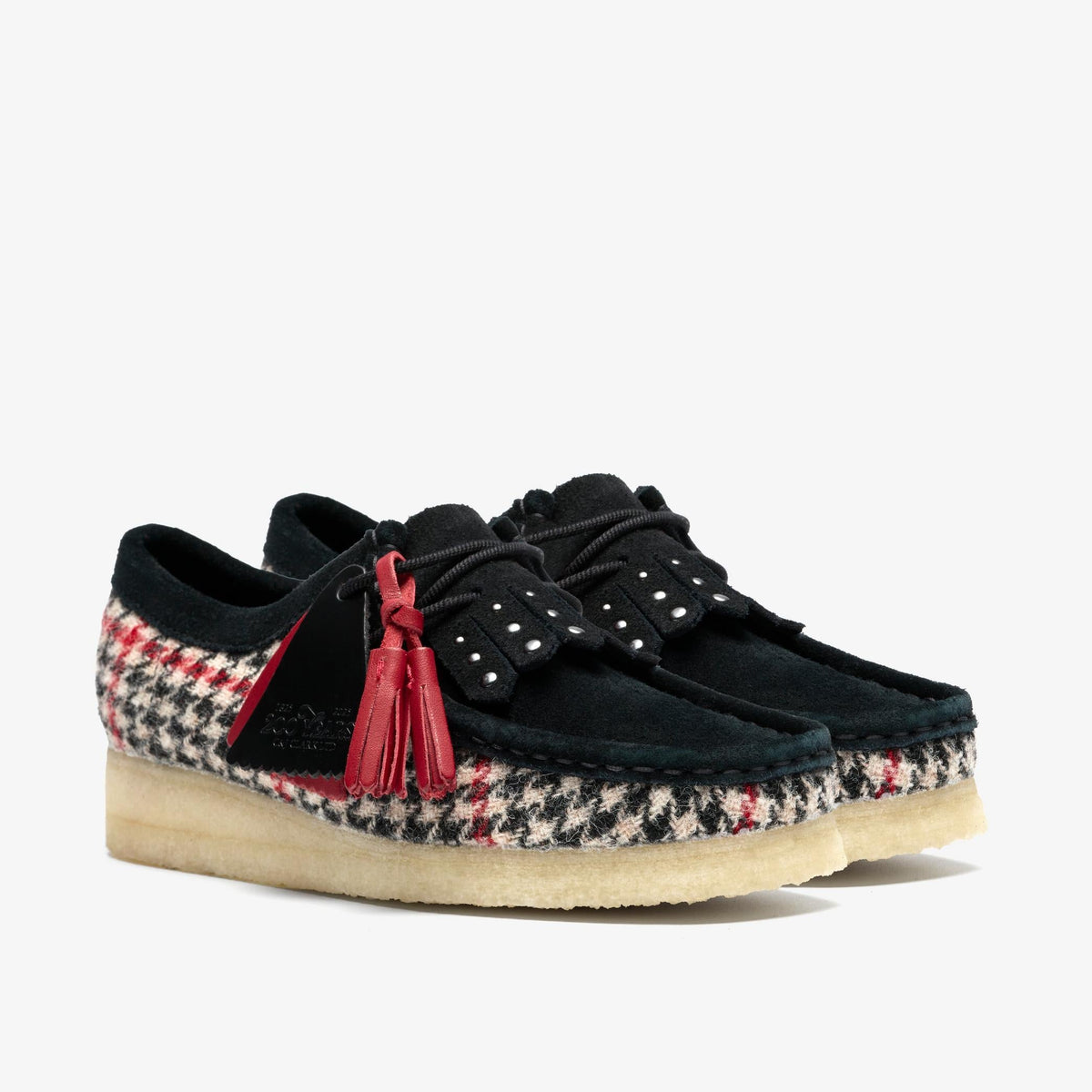 Clarks Originals Wallabee Women's Black Tweedcombi Textile 26182802 — sole view