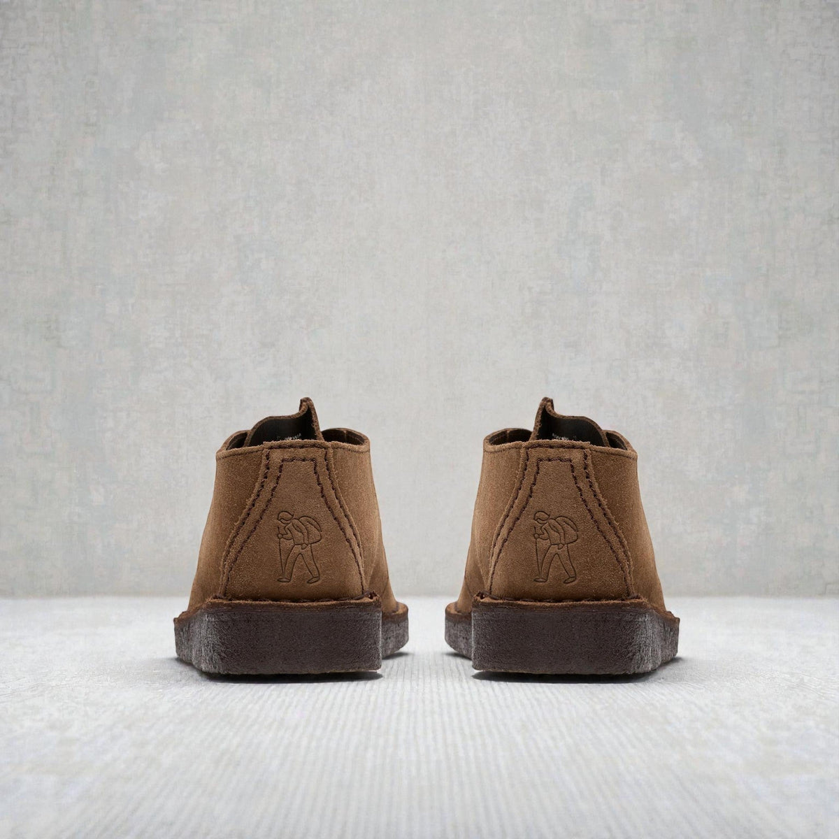 Clarks Originals Desert Trek Men's Brown Suede 26183781 — detail view