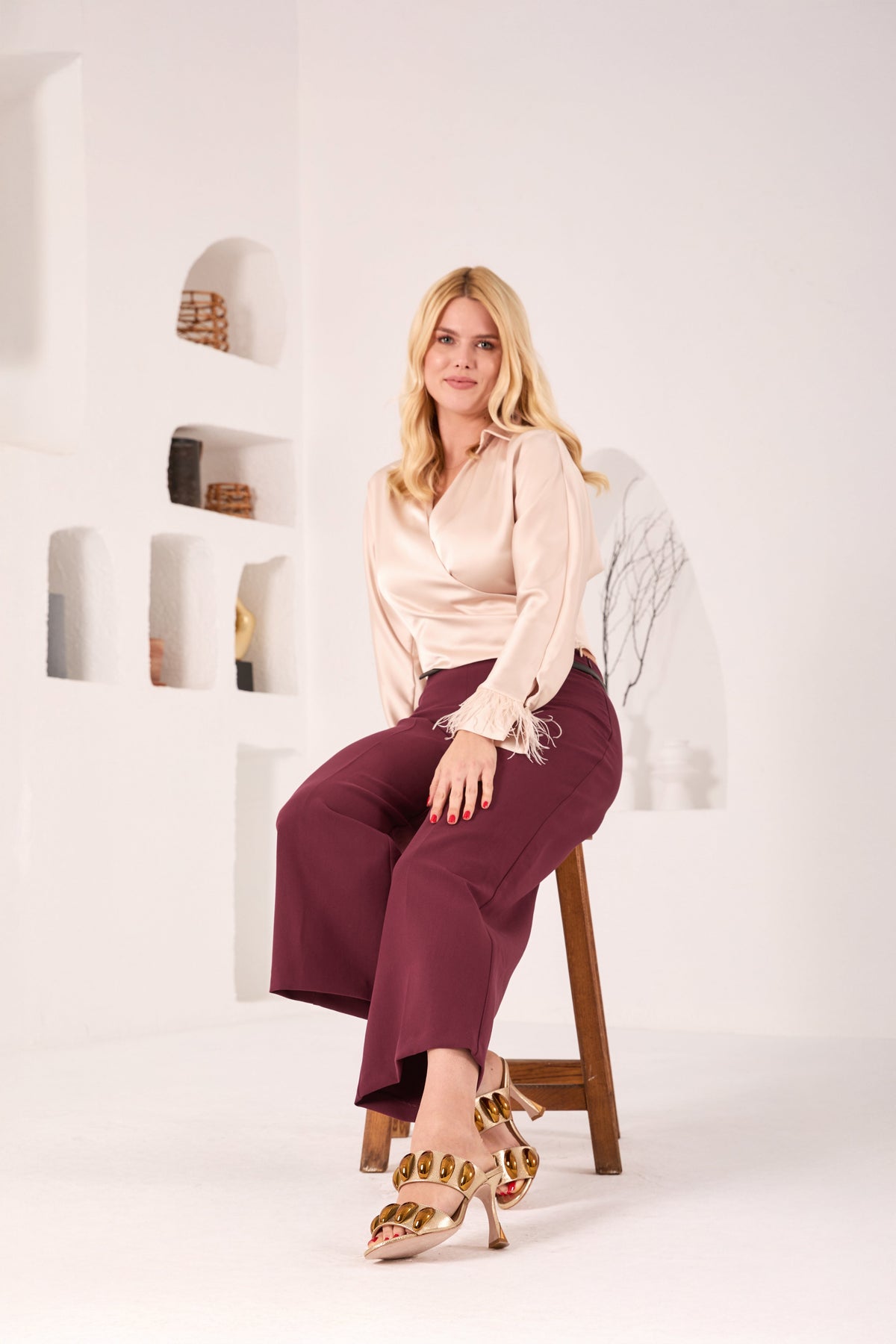 Vinci Leather The Eclipse Gold Leather Women Sandal – product view 6