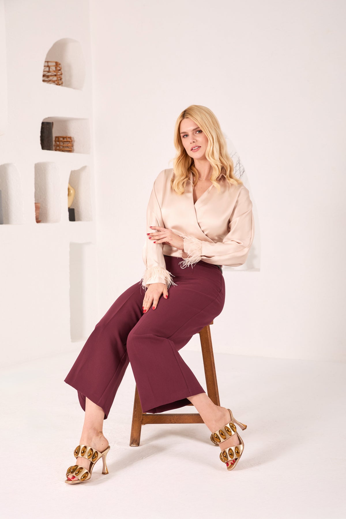 Vinci Leather The Eclipse Gold Leather Women Sandal – product view 9