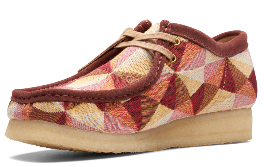 Clarks Originals Wallabee Men's Yellow Multi Textile 26172248 — top view