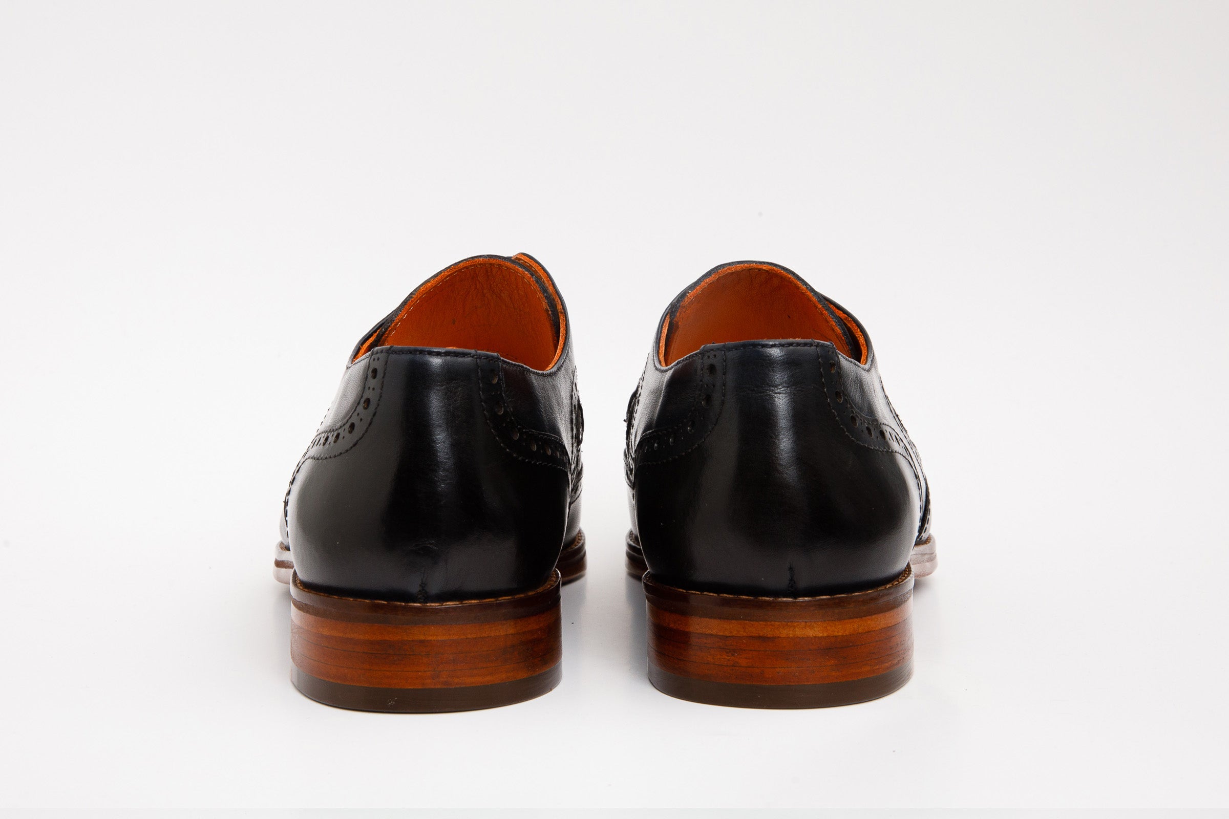 The Neiva Navy/Brown Wingtip Semi Brogue Derby Men Shoe