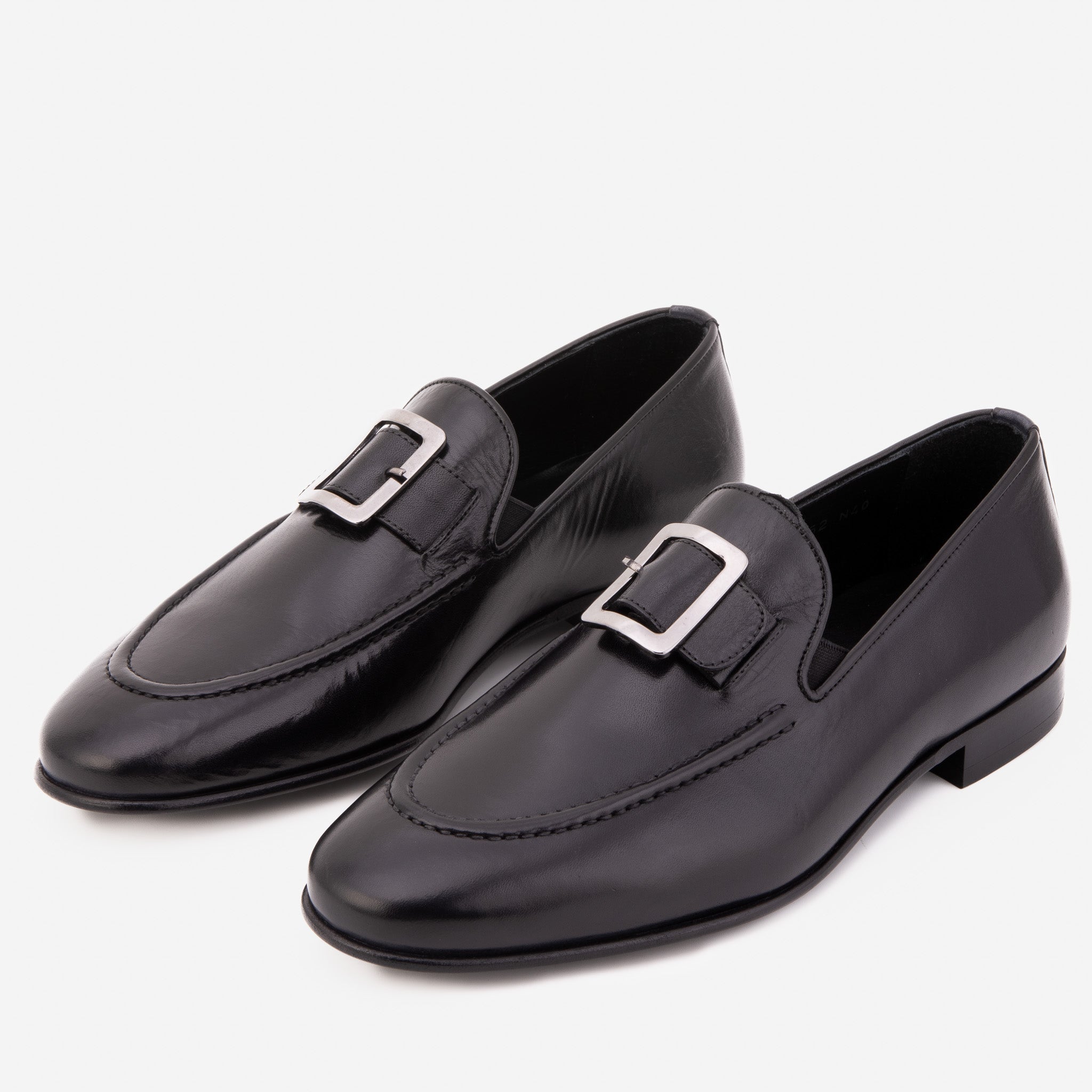 The Astoria Black Buffalo Leather Menβs Loafer