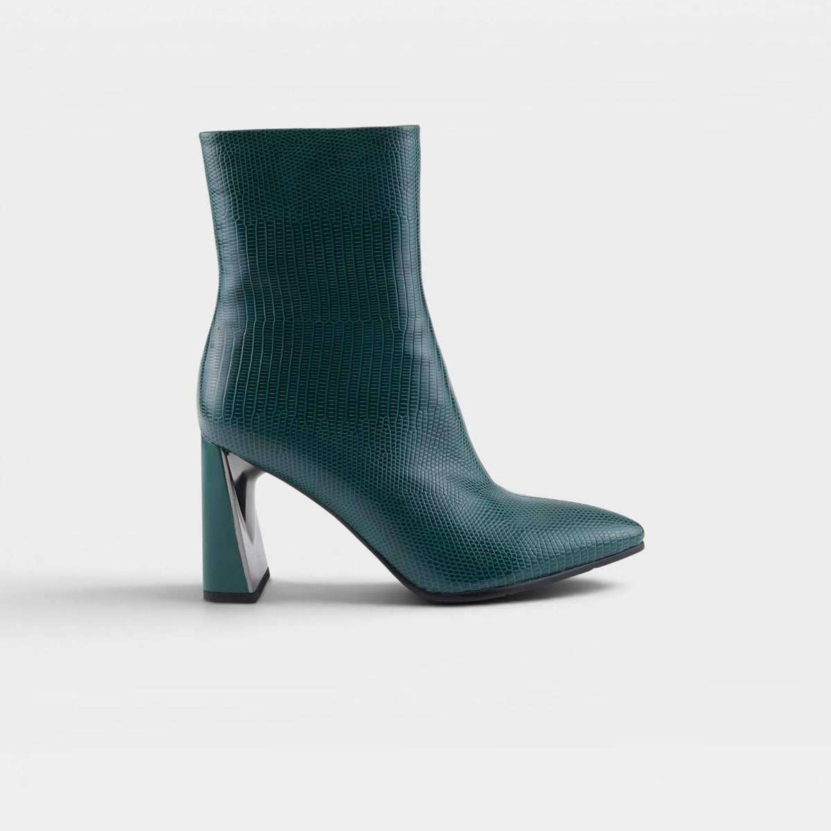 Azura Attention Women's Boots — product view 2
