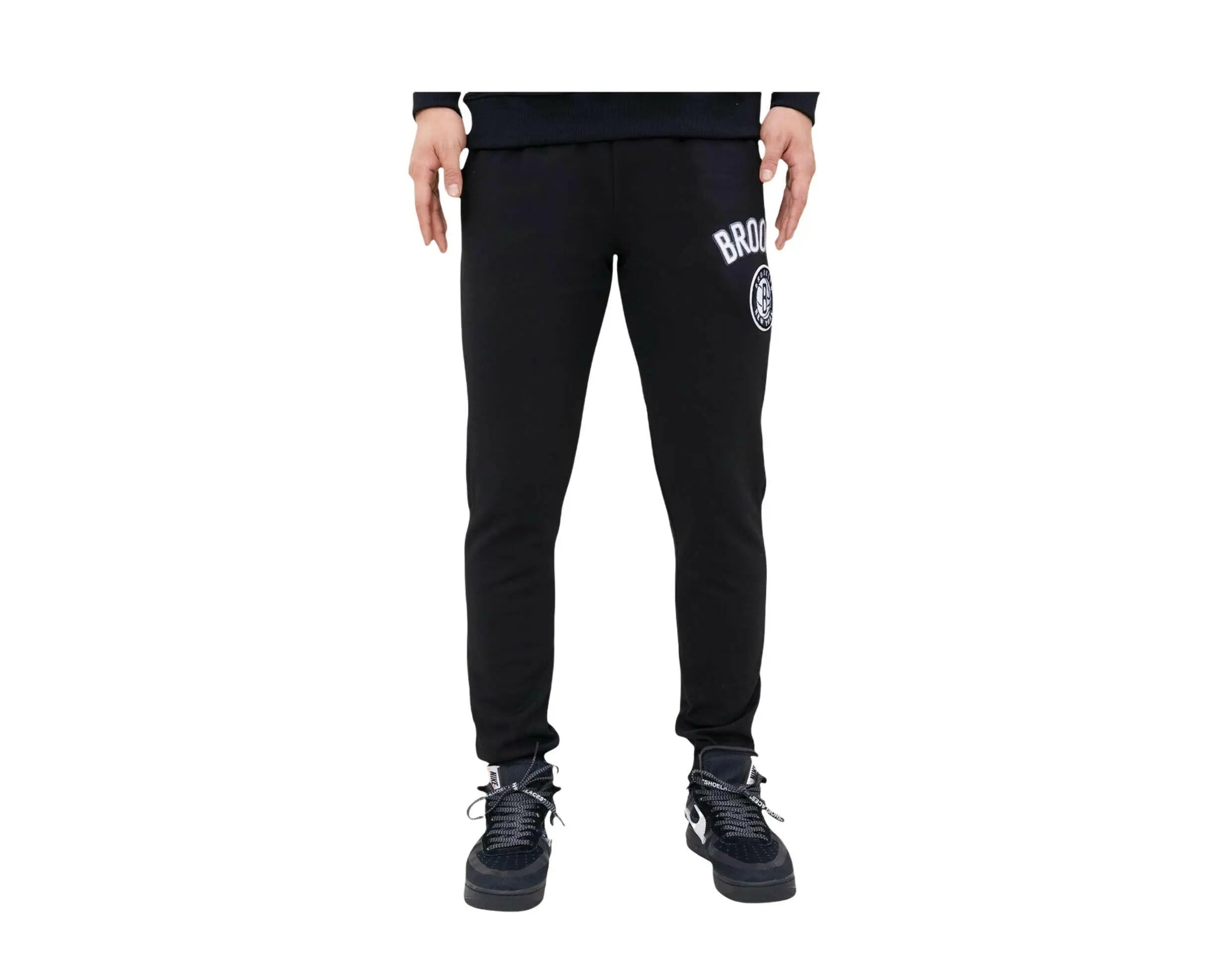 Pro Standard NBA Brooklyn Nets Stacked Logo Men's Sweatpants — Black