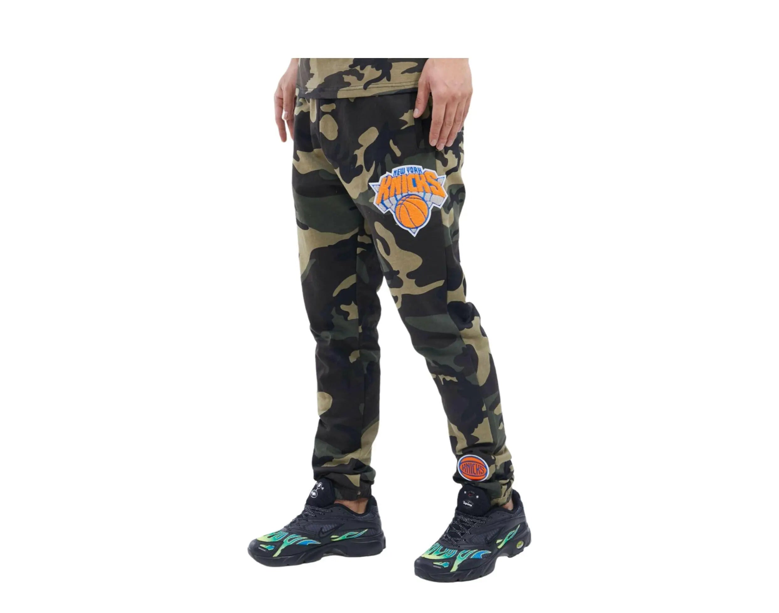 Pro Standard NBA New York Knicks Pro Team Men's Jogger Pants — Camo