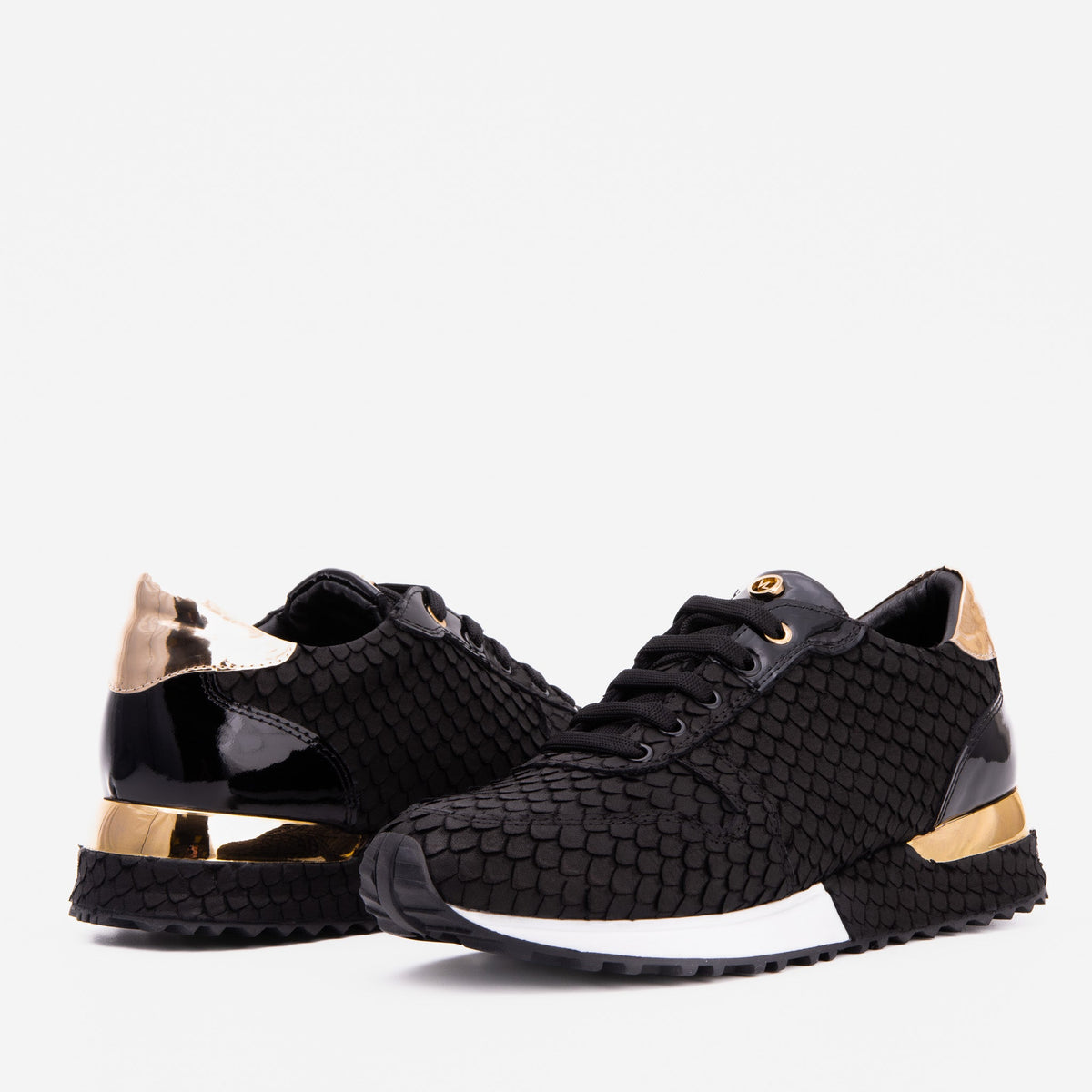 Vinci Leather The Scarlet Black Leather Women Sneaker – product view 6