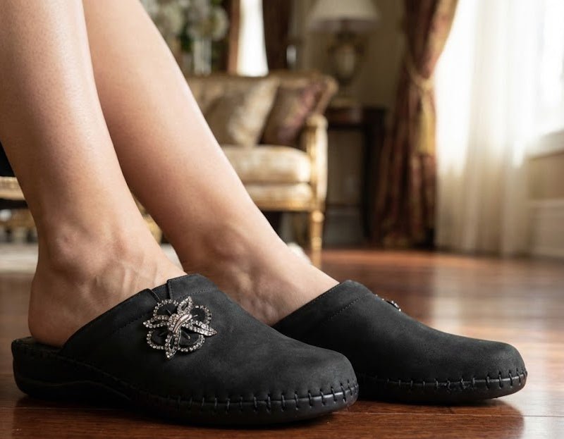Roma Women’s Nubuck Comfort Slide