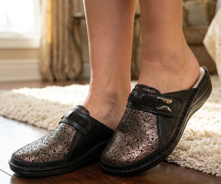 Joyce Women’s Leather Comfort Slide