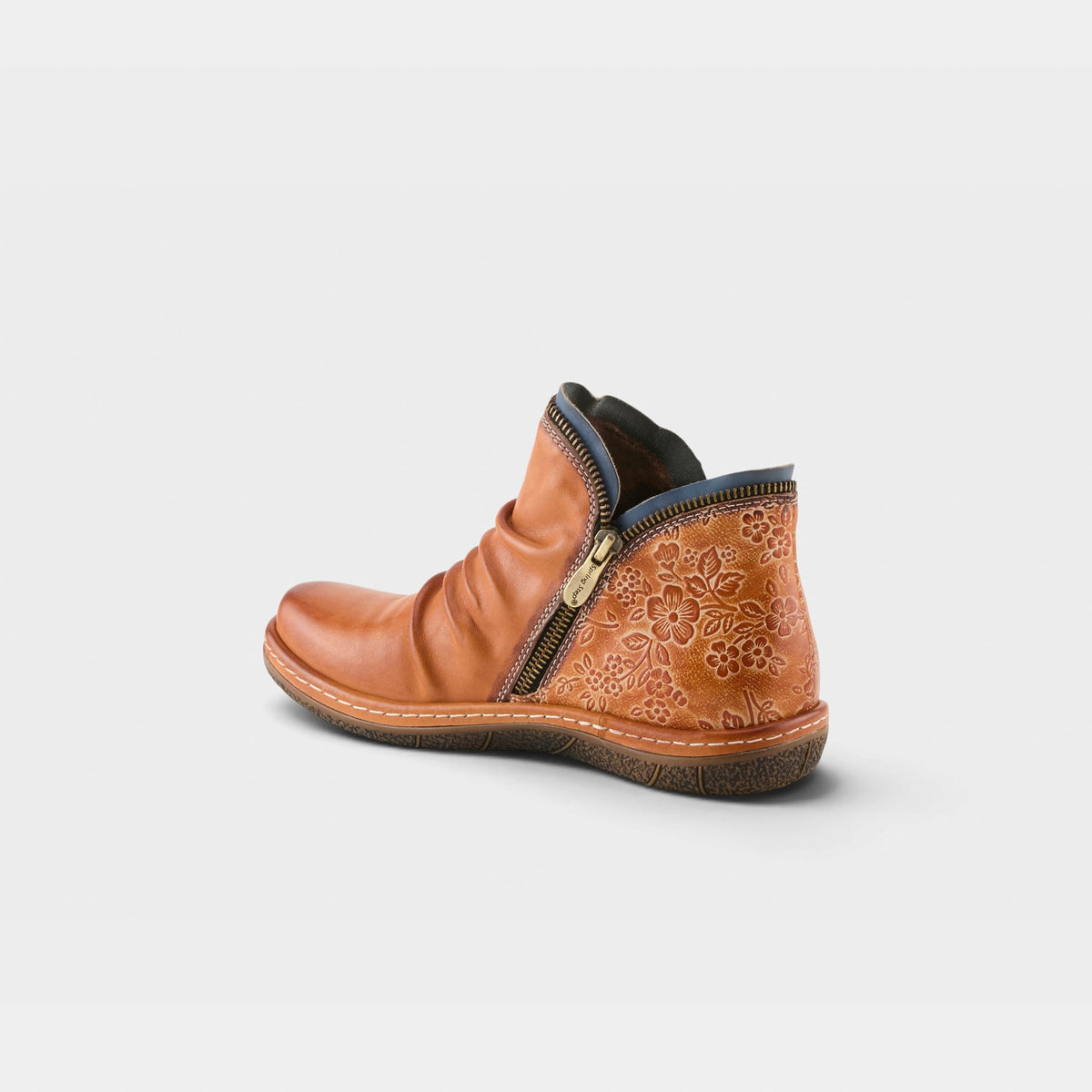 L'Artiste Chesapeake Women's Boots — product view 17
