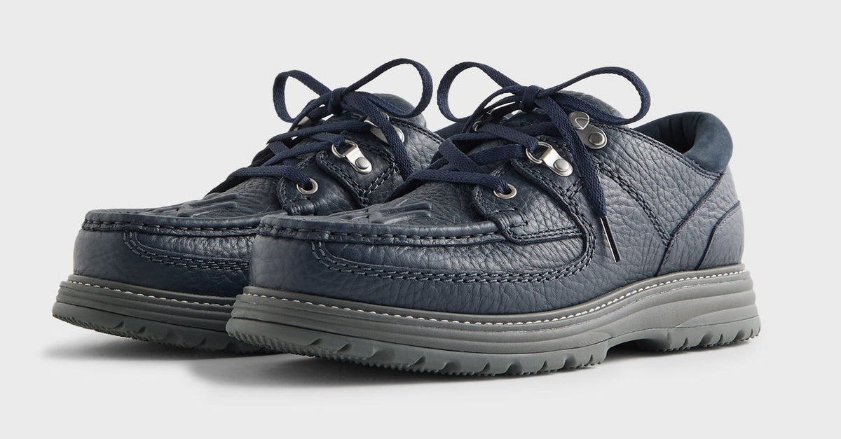 Clarks Originals x Ronnie Fieg 8th Street Sunderland Men's Navy 26185263 — rear view