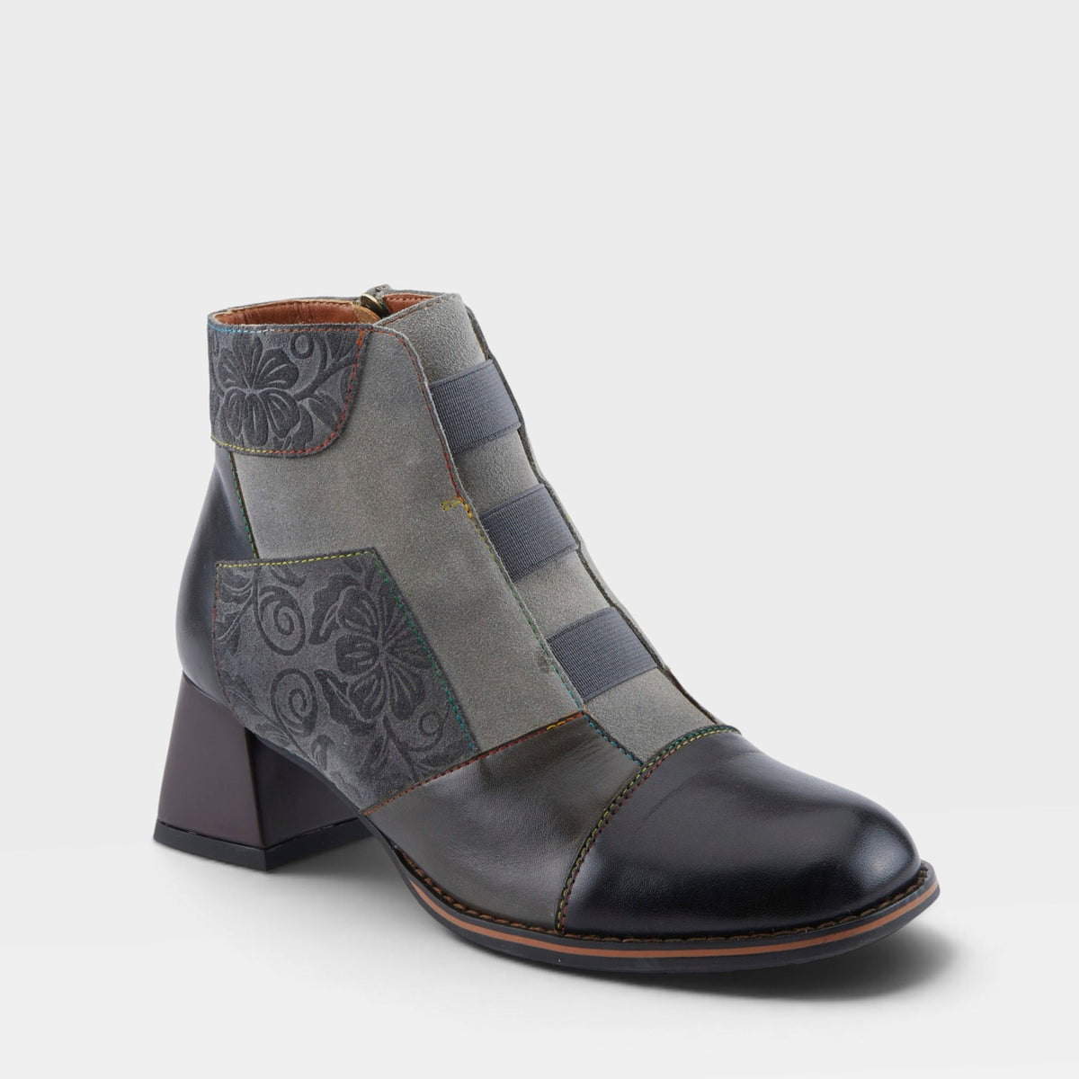 L'Artiste Copine Women's Boots — product view 1