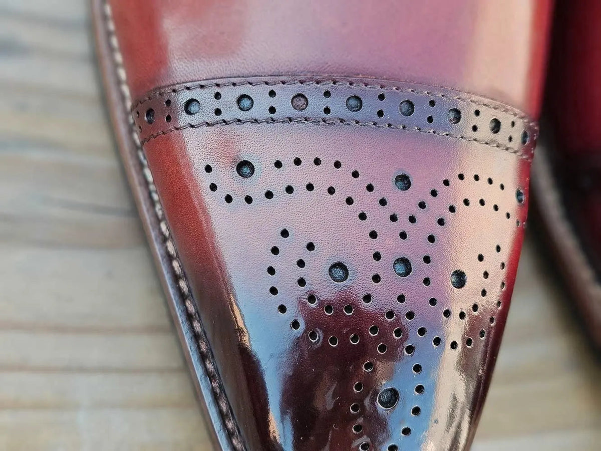 Carrucci Shoes Men's Please provide the Brand Name (official full brand name) to proceed with the title. – Detail Close-Up