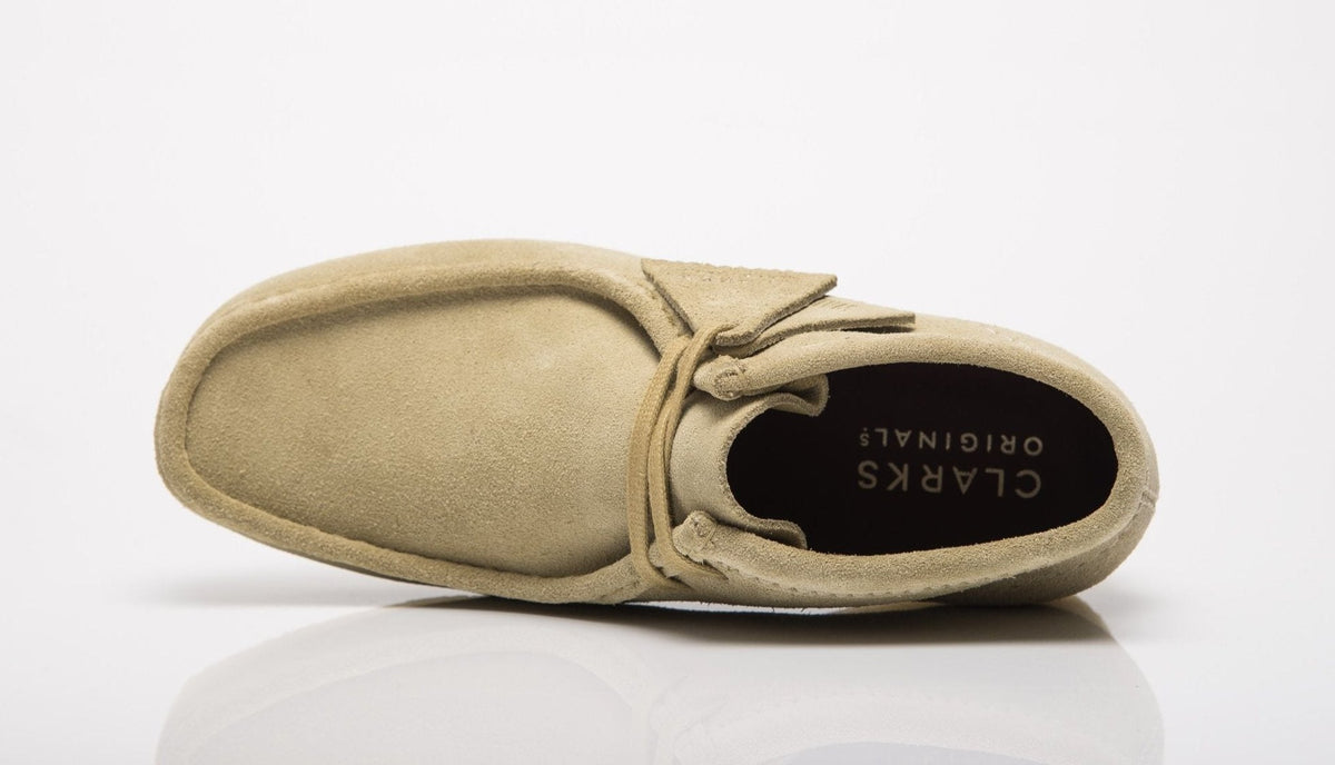 Clarks Originals Wallabee Boot Women's Maple Suede 26155520 — rear view