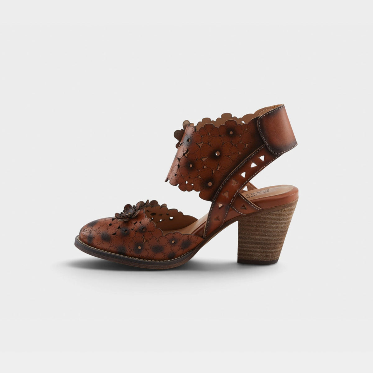 L'Artiste Distinction Sandals — product view 6