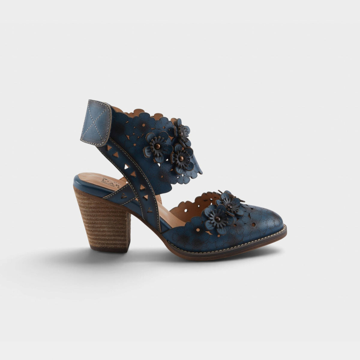 L'Artiste Distinction Sandals — product view 13