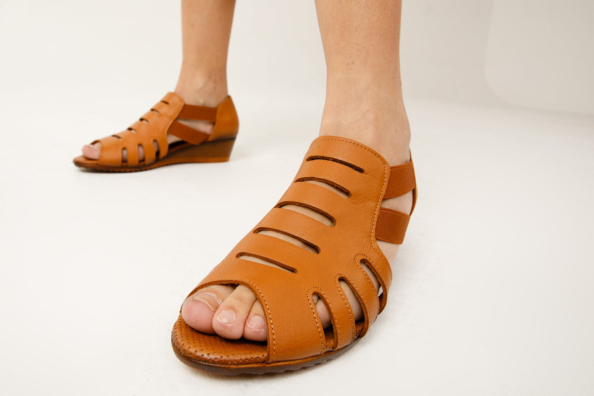Vinci Leather The Atina Tan Leather Sandal Final Sale! – product view 6