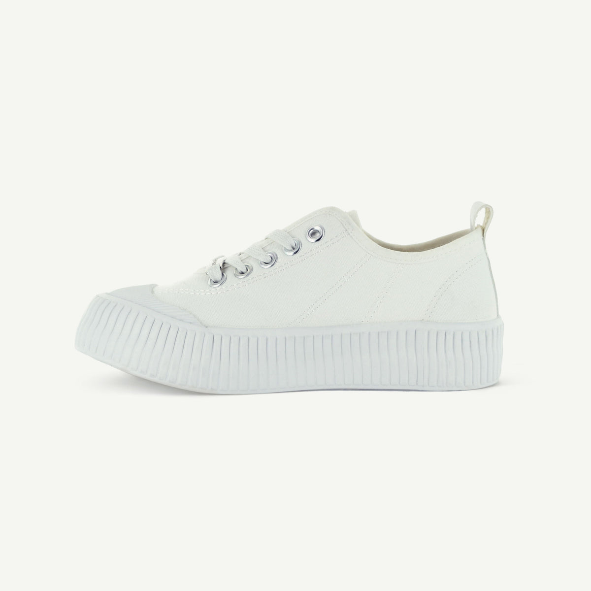 COURT ROYALE: VULCANIZED COURT SHOE - WHITE