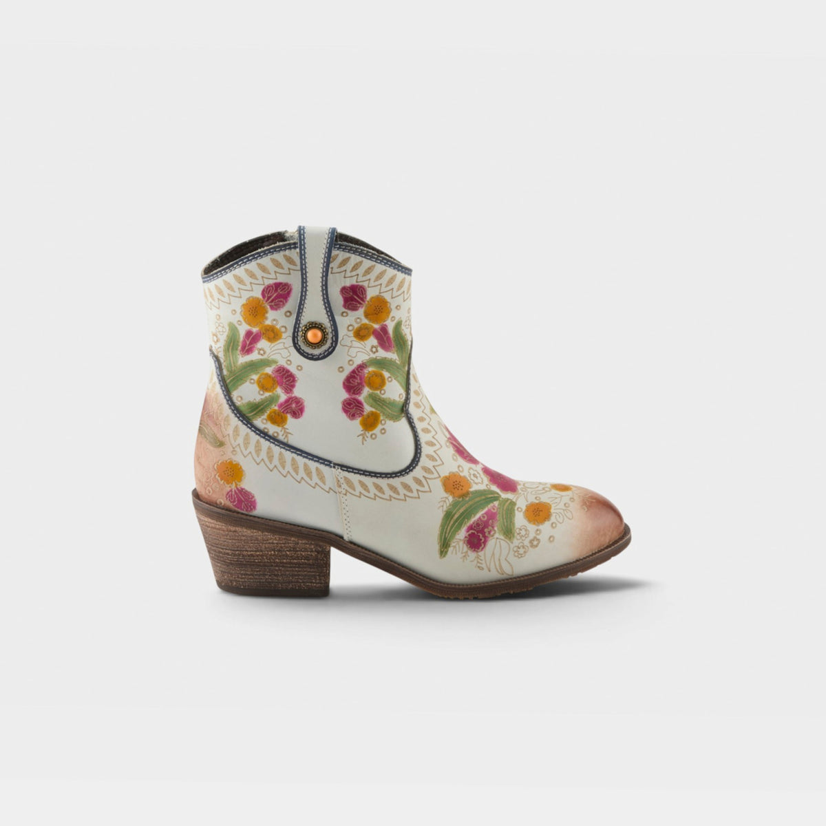 L'Artiste Galop Women's Boots — product view 15