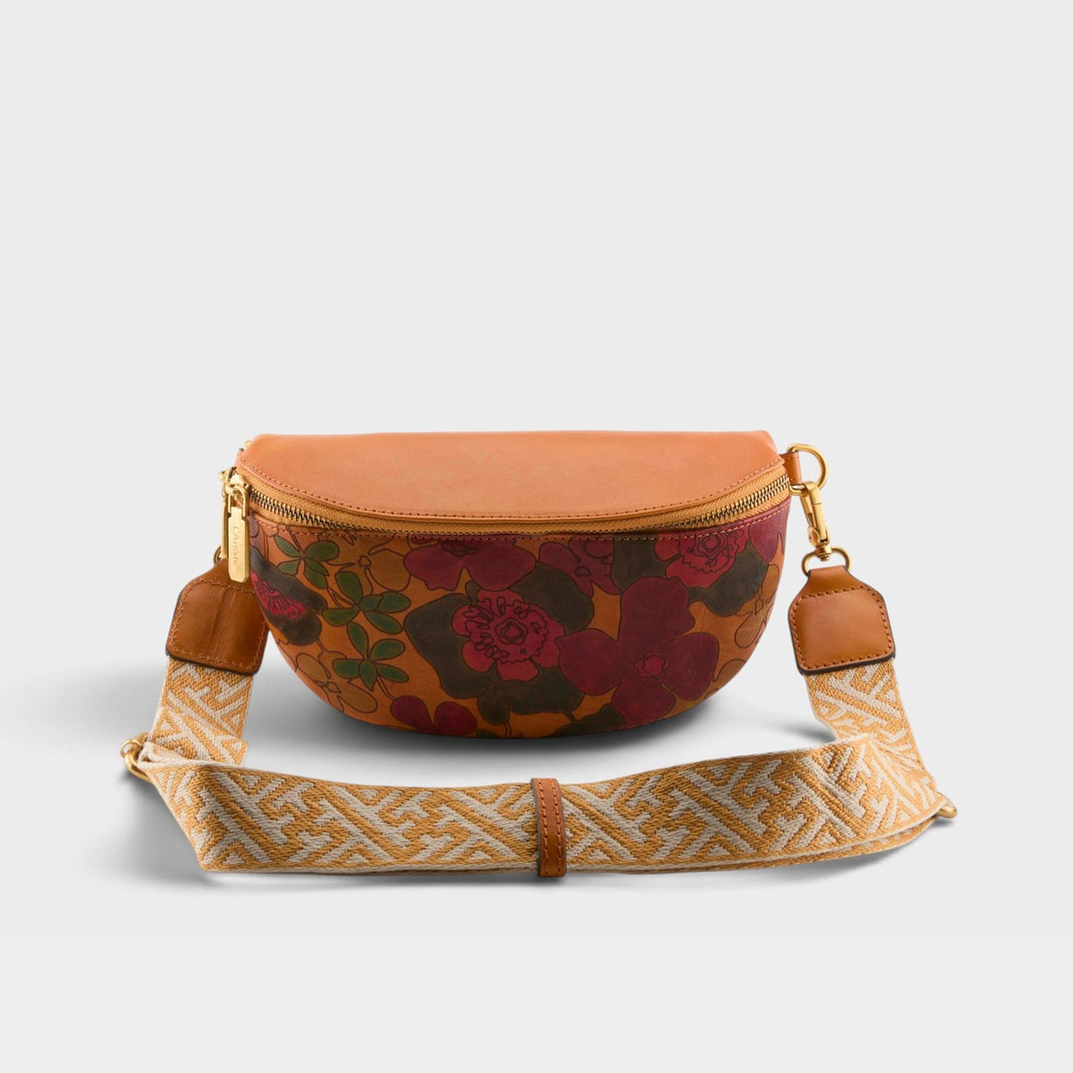 L'Artiste Artisan Women's Handbag — product view 6